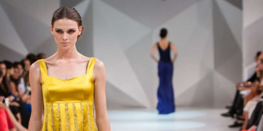Fashion News and Trends: Designers, Models, Style Guides