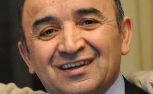 A Yağmur Tunalı